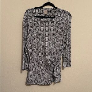 Chico's Black & White Geometric Wrap-Like Tunic